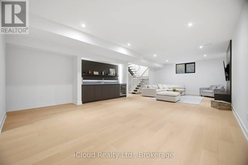 1590 Kenmuir Avenue — photo 36 of 40