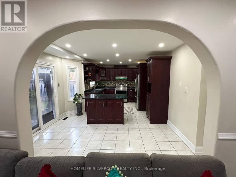 200 Conestoga Drive — photo 12 of 40