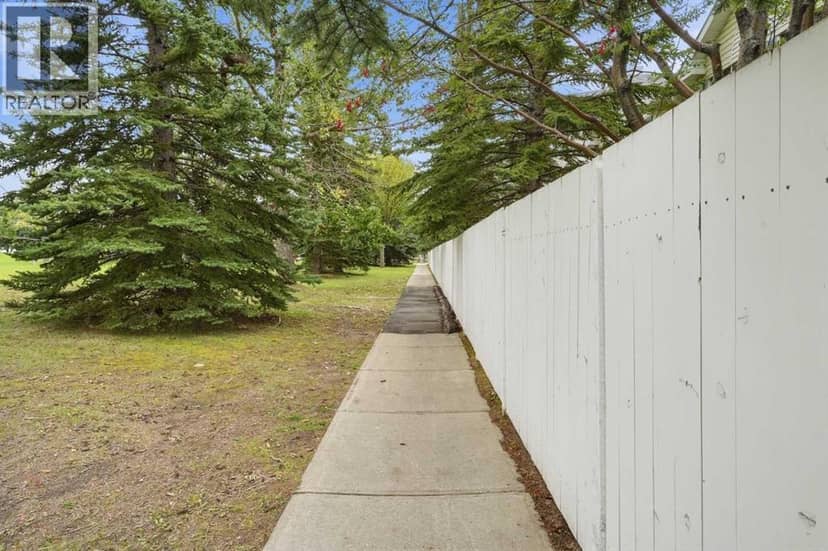 22 Lincoln Green SW — photo 35 of 40
