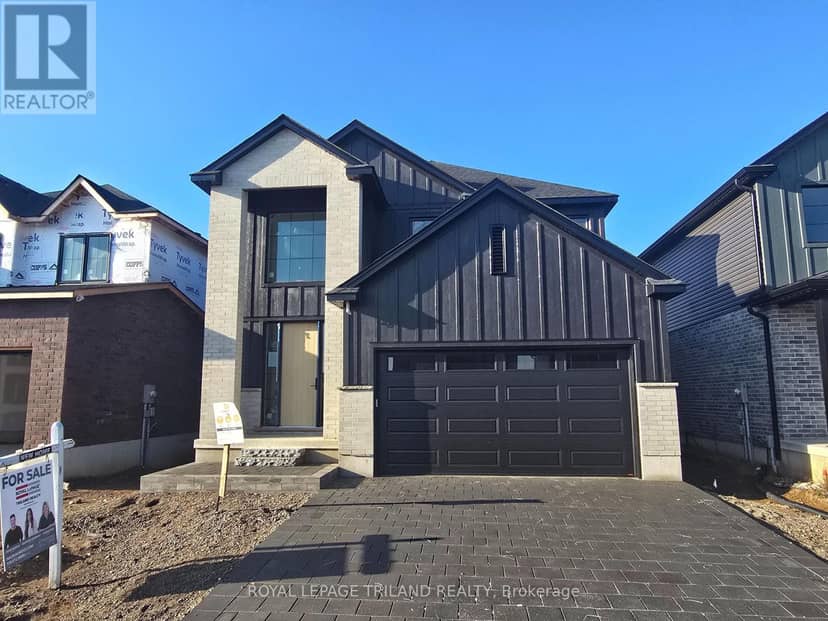 27 Allister Drive — photo 2 of 40