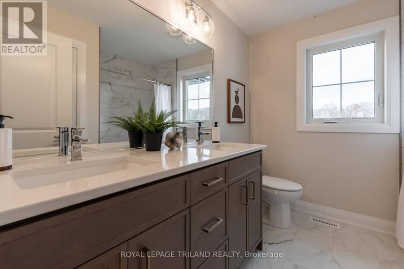 27 Allister Drive — photo 37 of 40