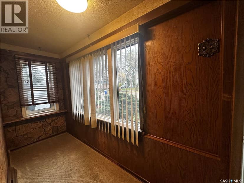 513 5th AVENUE SE, Weyburn, photo 4