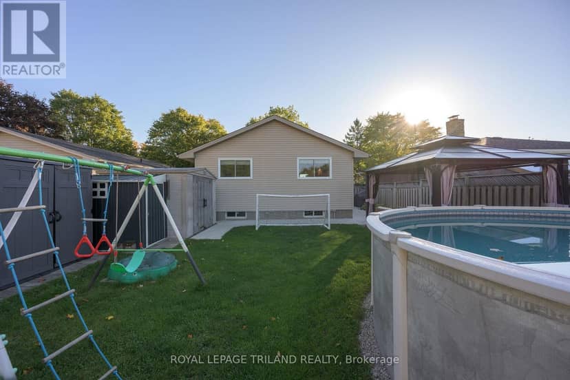 53 Stroud Crescent, London South, photo 6