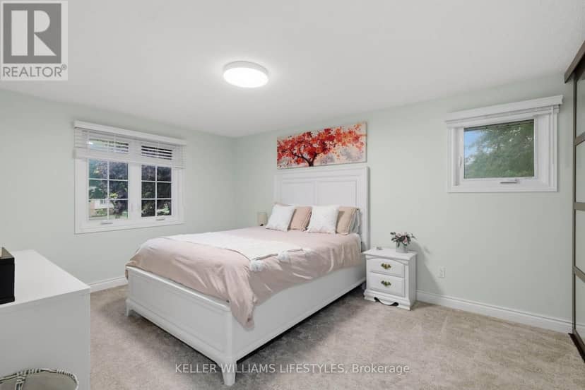 344 Robert Street — photo 19 of 39