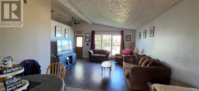 62 Fairview Avenue, St. Lawrence, photo 5