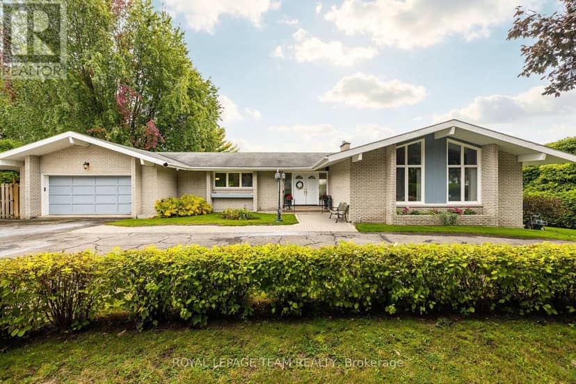 2027 Dundas Street, Edwardsburgh/Cardinal