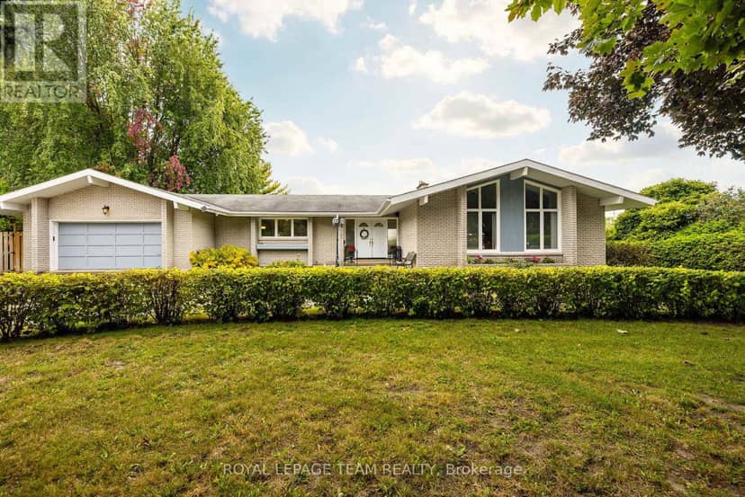 2027 Dundas Street, Edwardsburgh/Cardinal, photo 3