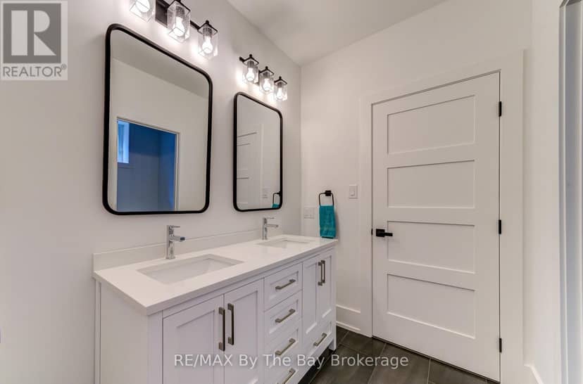 95 Spruce Street — photo 38 of 40
