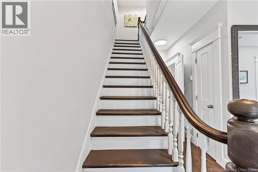 44 Riverview Avenue — photo 35 of 40