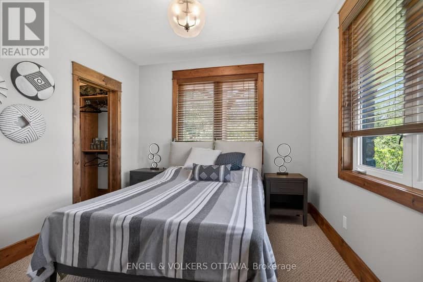 328 Silent Wood Grove — photo 19 of 40