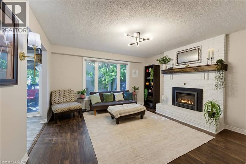 74 STIRLING MACGREGOR Drive — photo 10 of 40