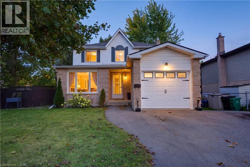 74 STIRLING MACGREGOR Drive — photo 2 of 40