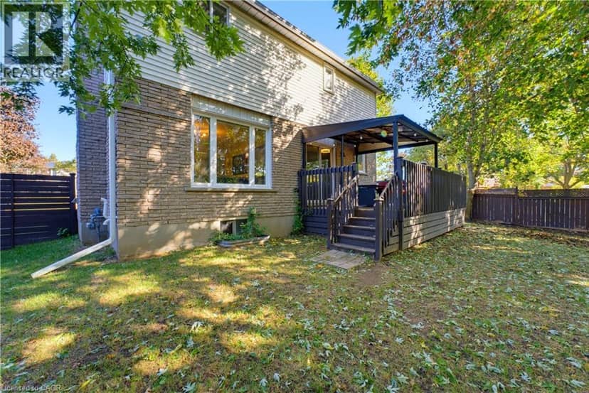 74 STIRLING MACGREGOR Drive — photo 30 of 40