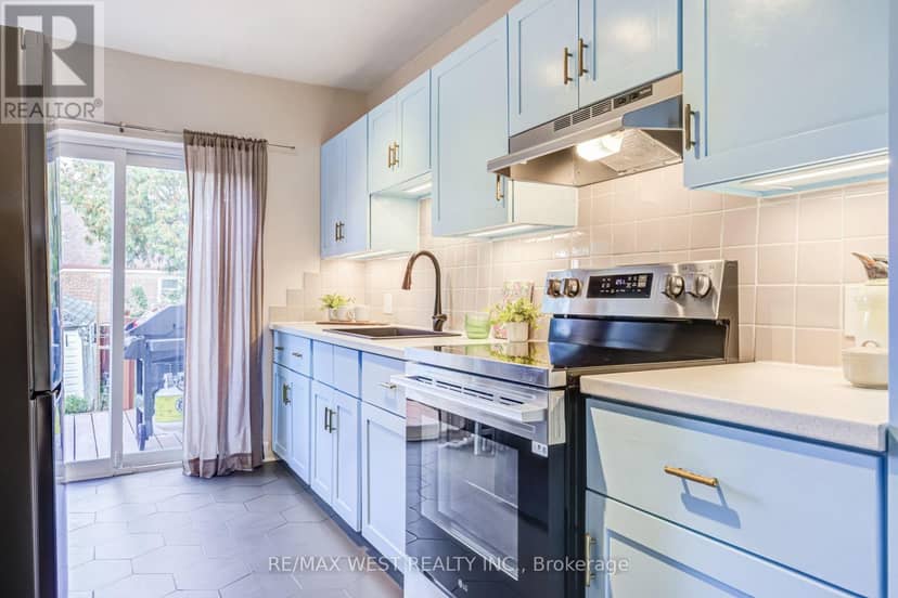 258 O'Connor Drive — photo 16 of 33