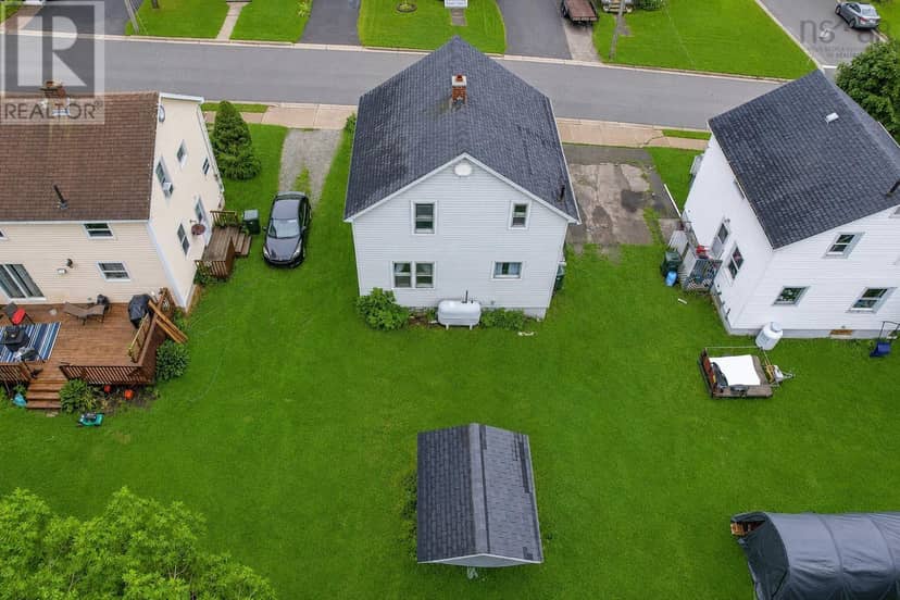 173 Cabot Street — photo 6 of 25