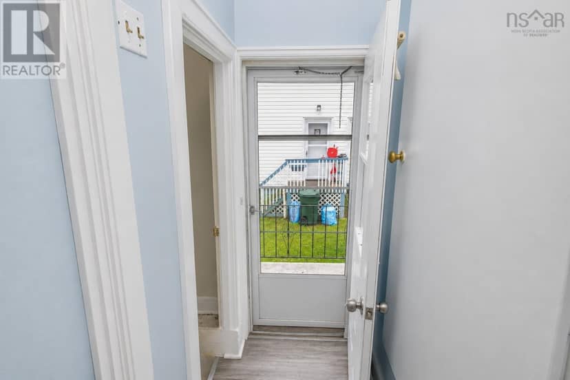 173 Cabot Street — photo 7 of 25
