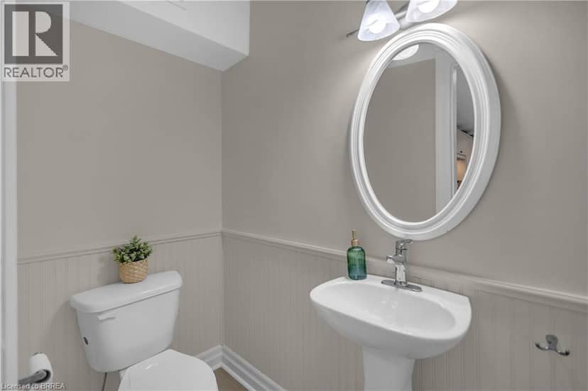 9 AYLMER Street — photo 18 of 38
