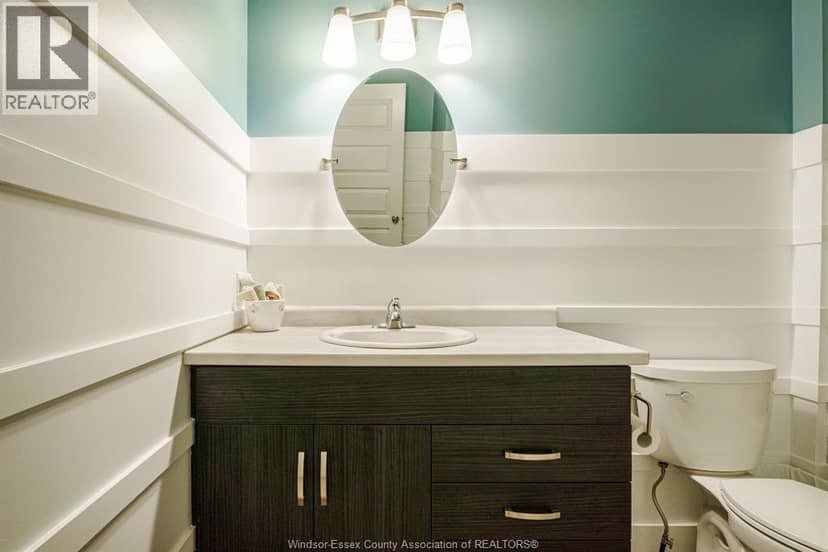 6087 Laurentide — photo 17 of 37