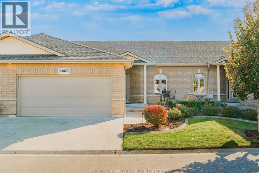 6087 Laurentide — photo 1 of 37