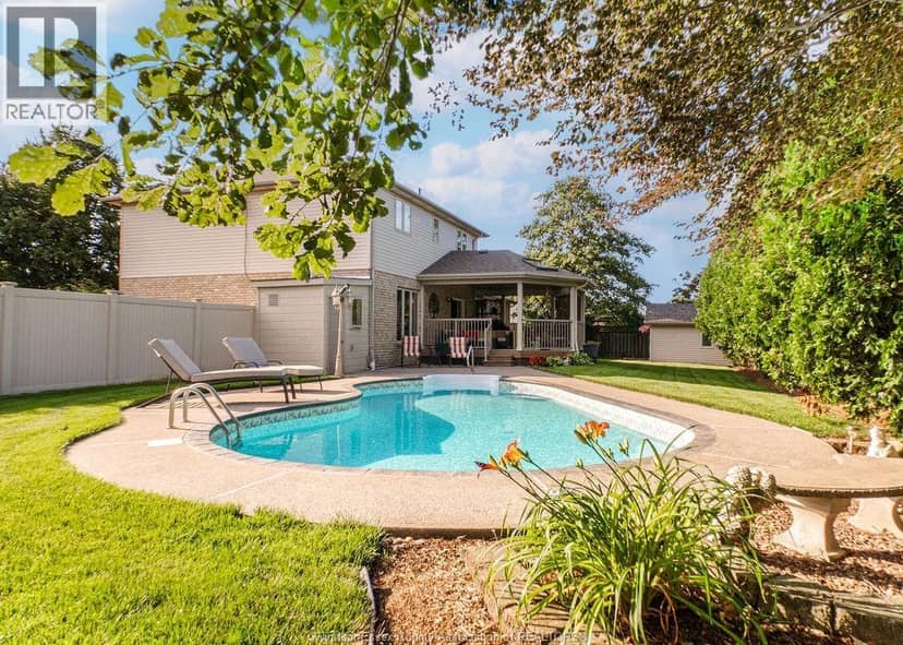 128 Pheasant Run DRIVE — photo 2 of 40