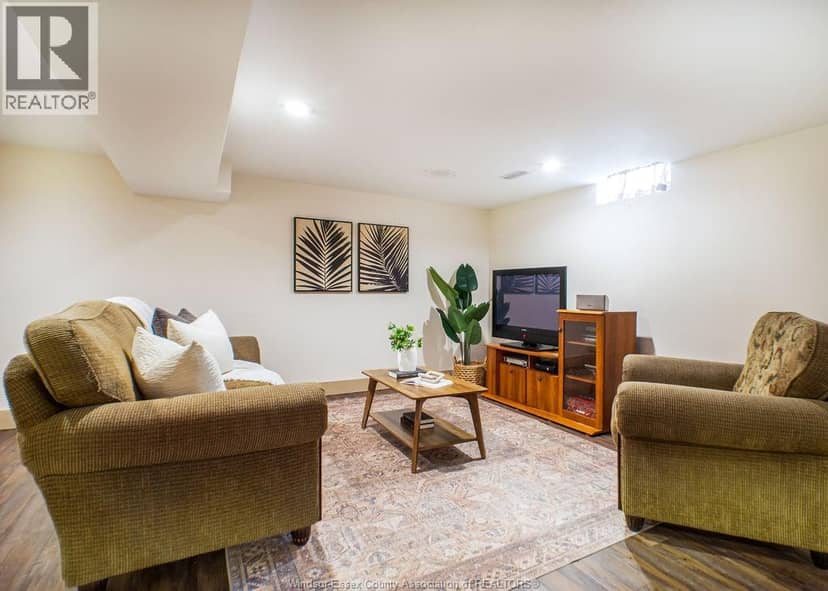 128 Pheasant Run DRIVE — photo 30 of 40