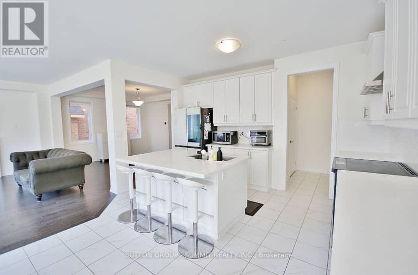 174 Stevenson Crescent — photo 18 of 40