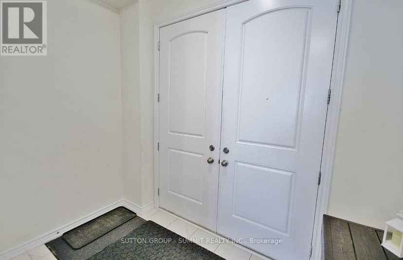 174 Stevenson Crescent — photo 6 of 40