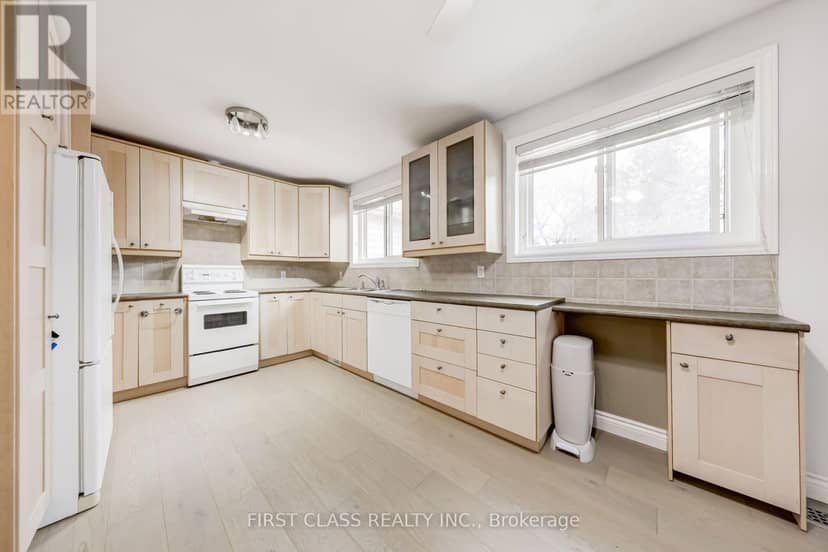 39 Seaton Drive, Aurora, photo 6
