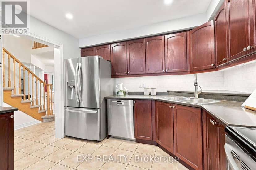 70 Thornlodge Drive — photo 14 of 40