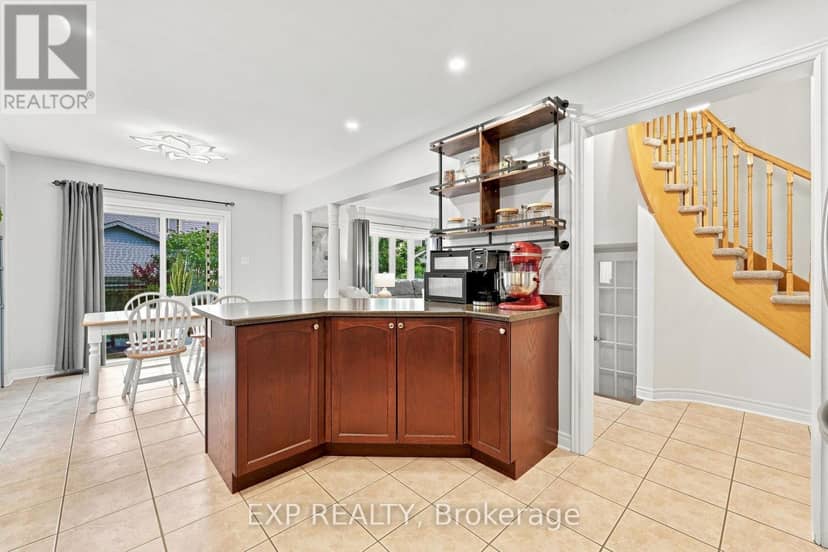 70 Thornlodge Drive — photo 15 of 40