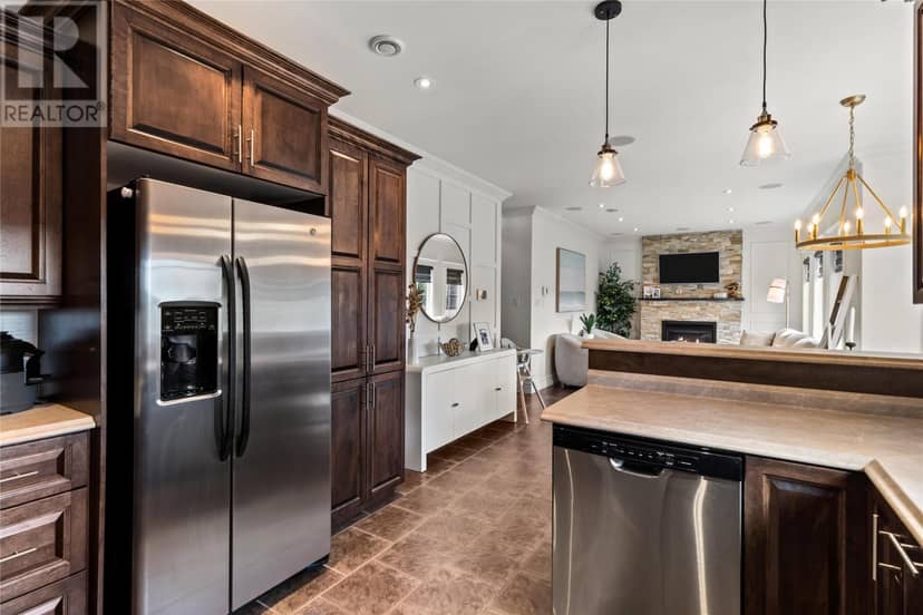 69 Cypress Street — photo 5 of 20