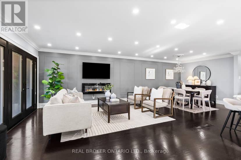 3952 Bishopstoke Lane, Mississauga, photo 2