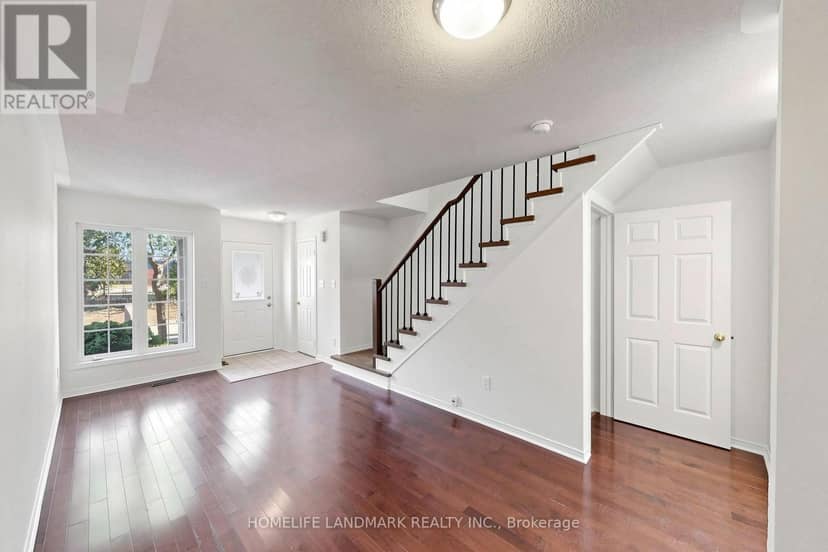 552 Thelma Street, Burlington, photo 5