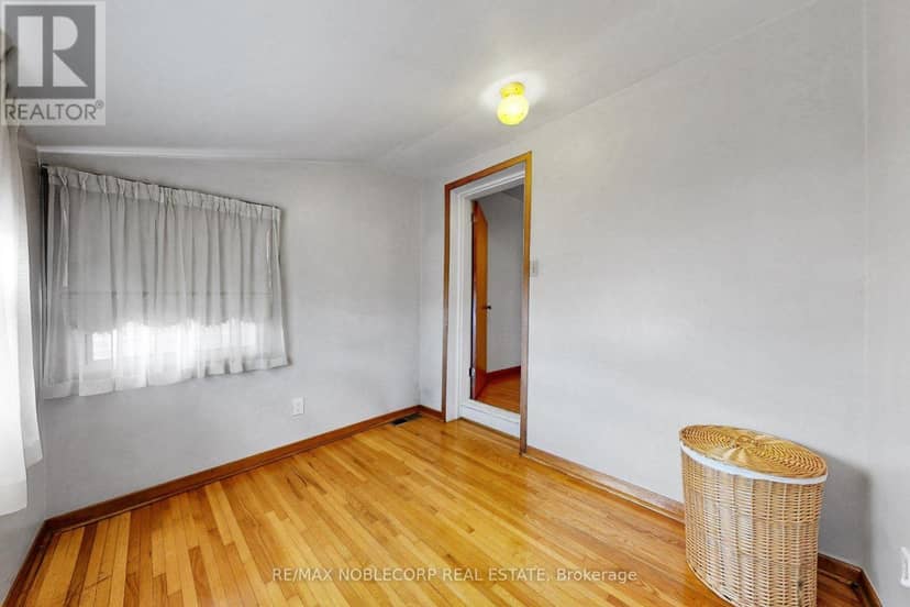 36 Earlscourt Avenue — photo 34 of 40