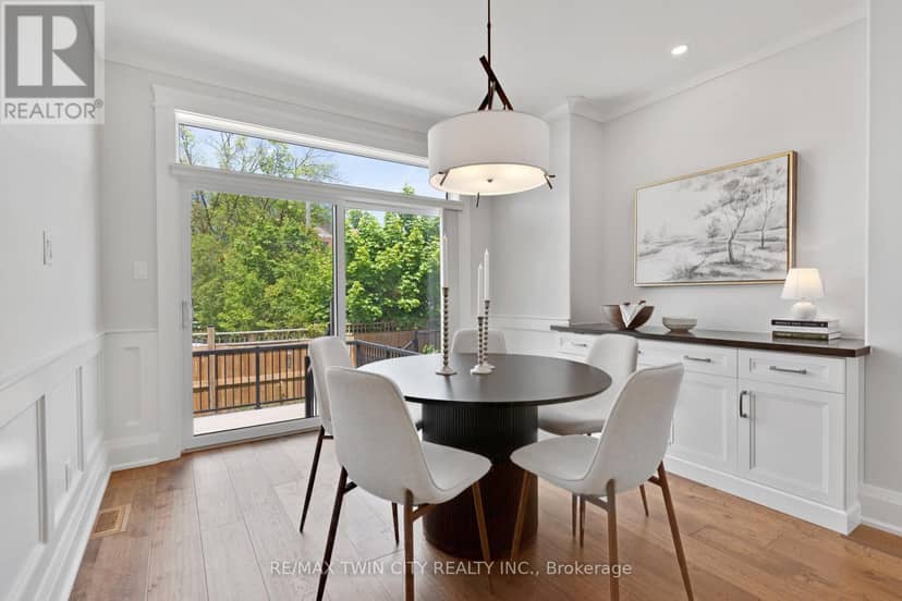12 George Street — photo 14 of 33