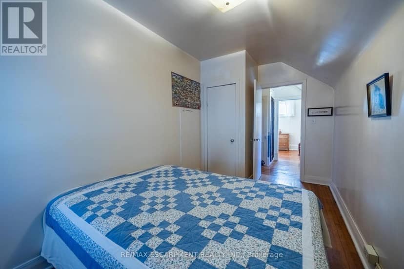 33 Palmerston Avenue — photo 27 of 37