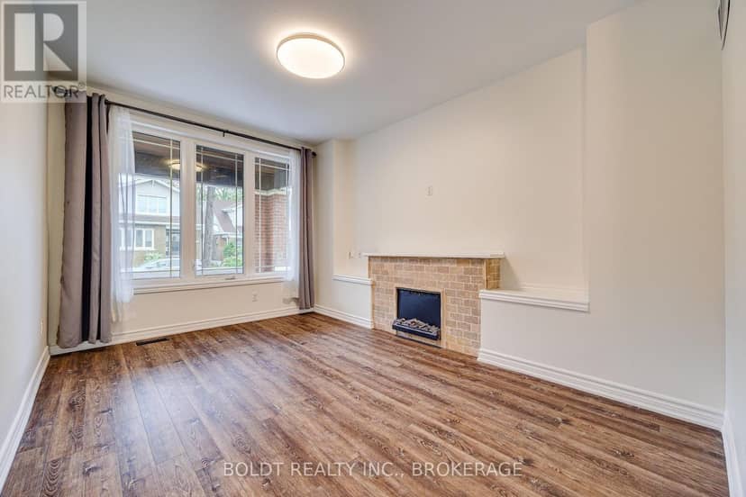 209 Rosslyn Avenue S, Hamilton, photo 7