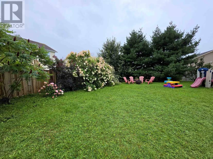 38 Sandlewood Street — photo 19 of 20