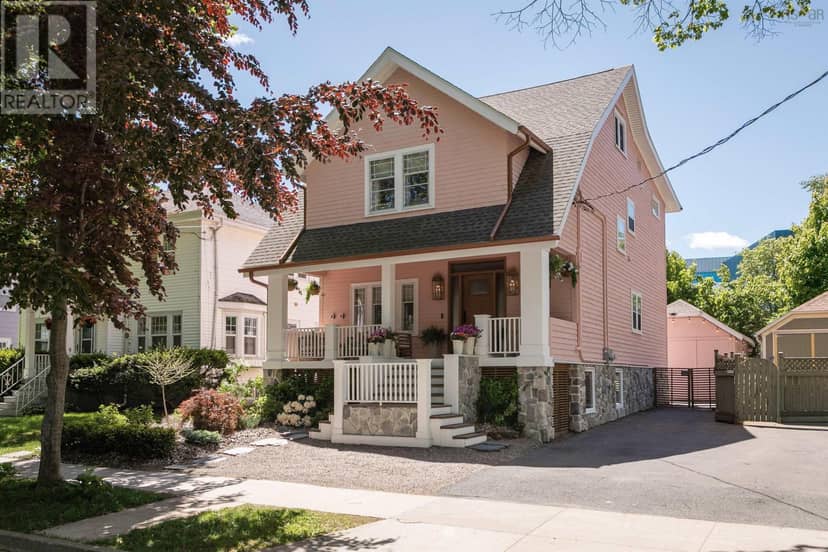 1630 Vernon Street — photo 3 of 40