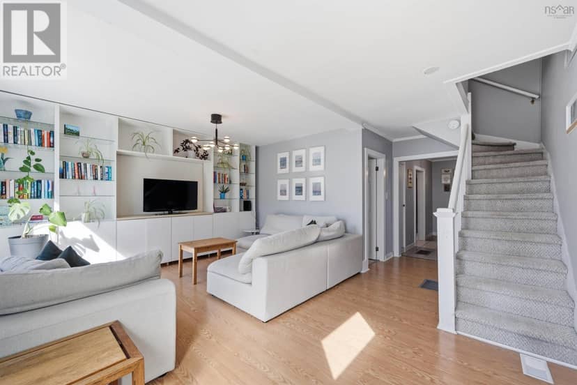 2457 Gladstone Street — photo 3 of 36