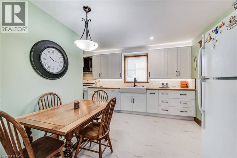 45 CLYDE Street — photo 28 of 40