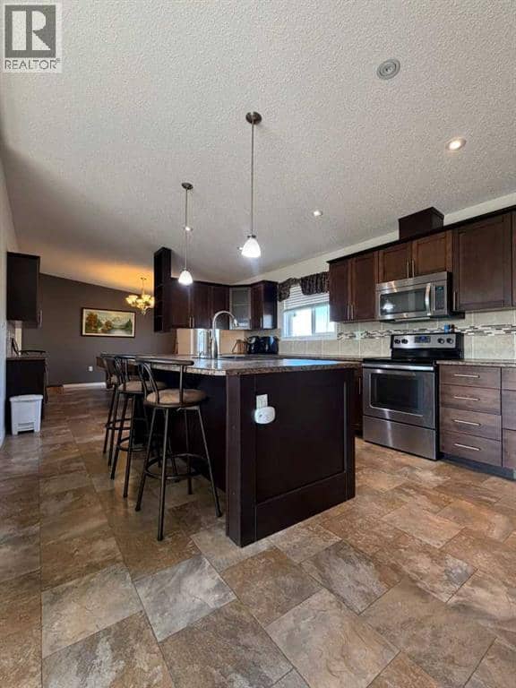 105036 Twp Rd 730 — photo 17 of 40
