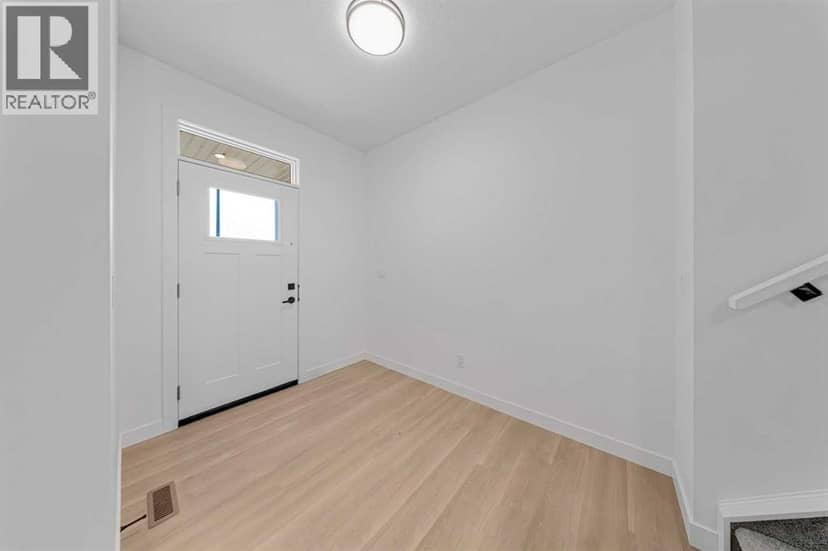 1412 South Point Villas SW, Airdrie, photo 3