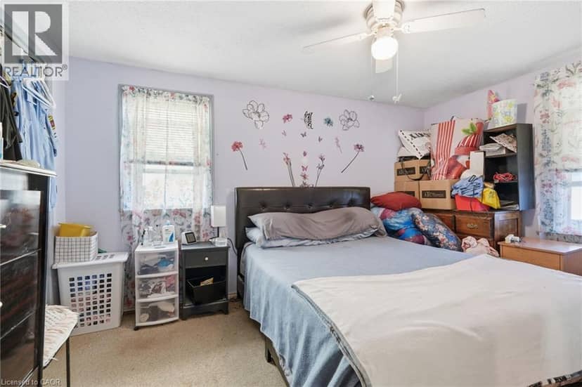 56 WELLAND Avenue, St. Catharines, photo 3