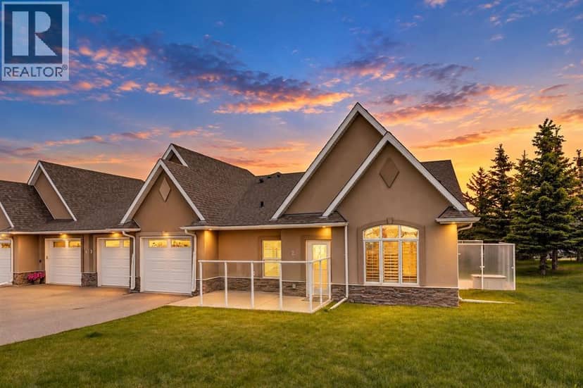 2, 20 River Heights View, Cochrane