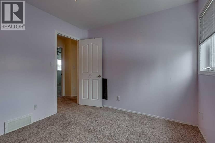 82 Ruttan Close — photo 23 of 40