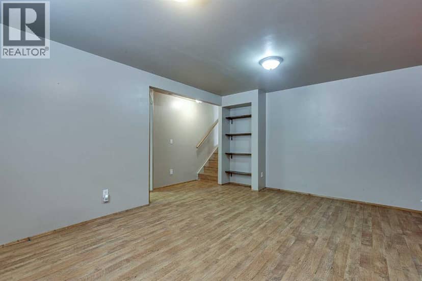 82 Ruttan Close — photo 33 of 40