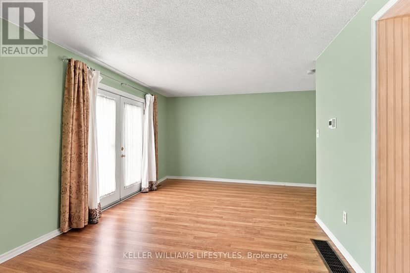 59 - 511 Admiral Drive — photo 10 of 33