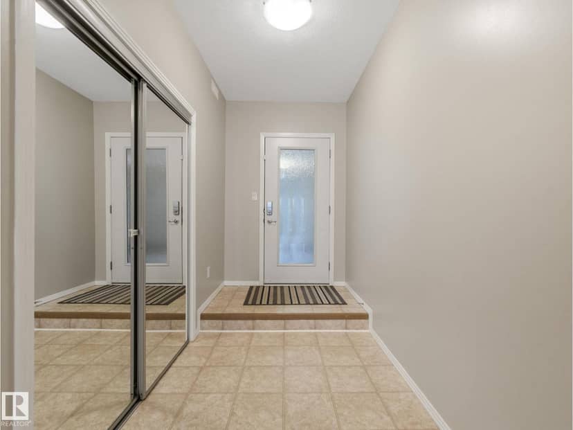 #150 4827 104A ST NW, Edmonton, photo 5