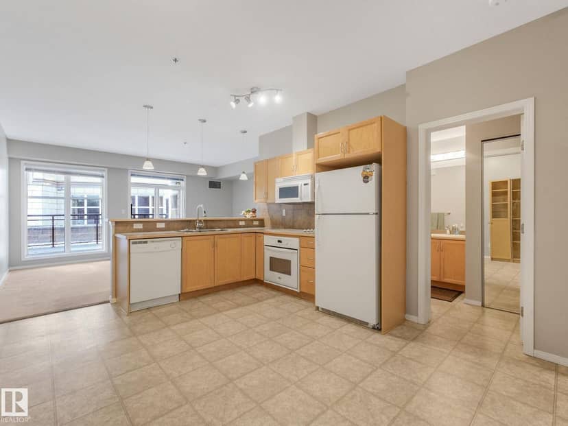 #150 4827 104A ST NW, Edmonton, photo 6